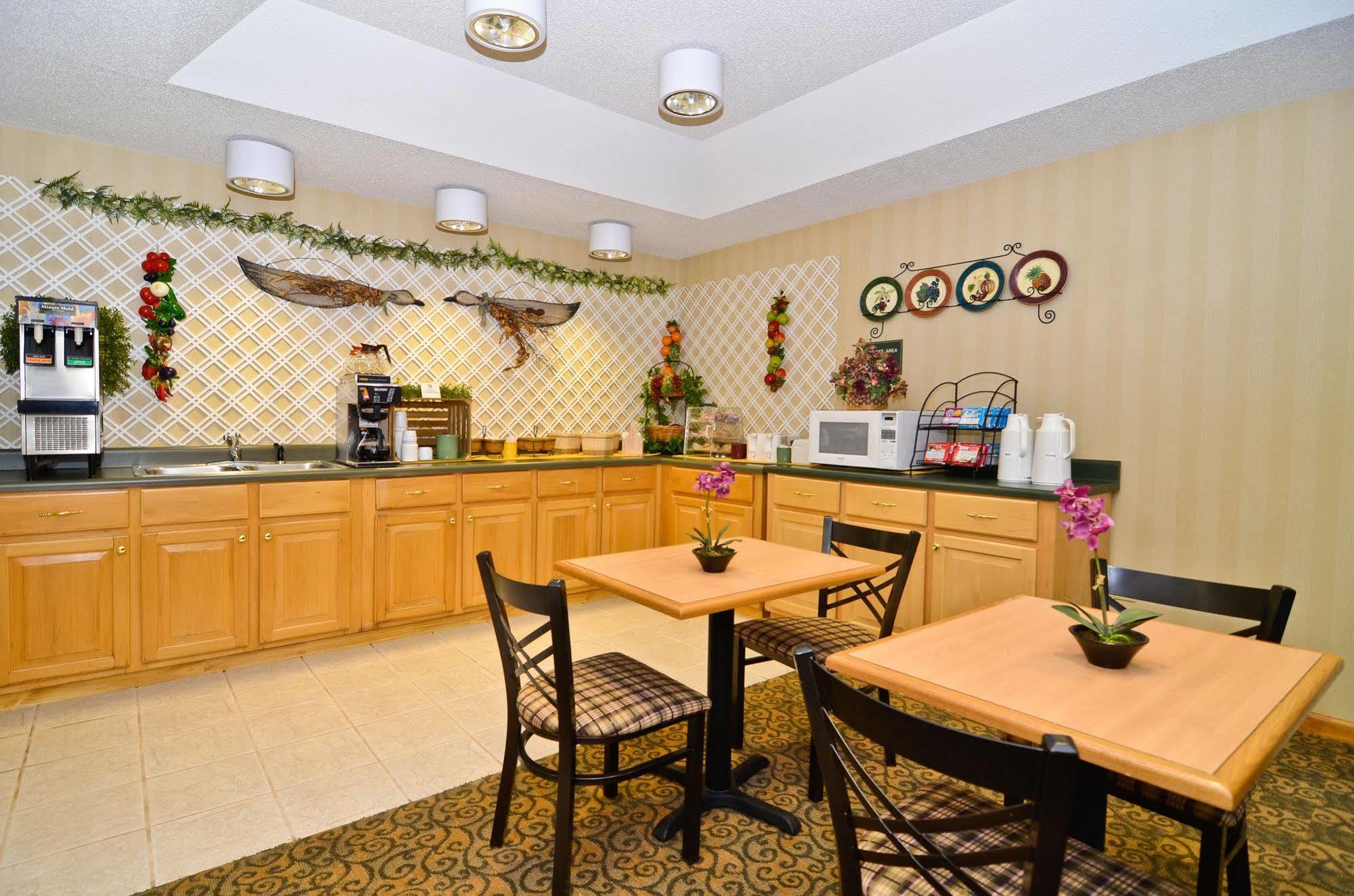 Best Western Hawkinsville Inn & Suites Restaurant photo